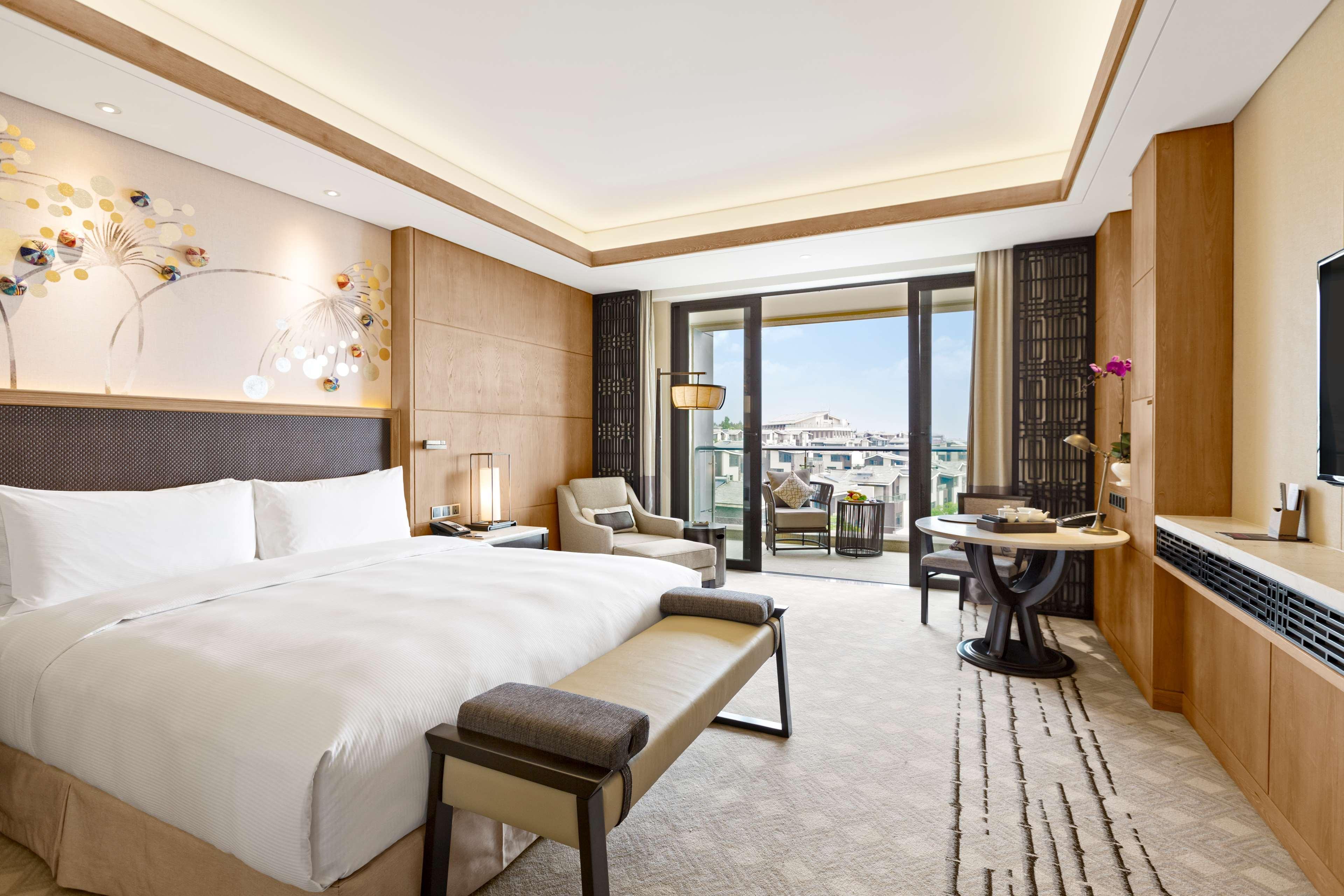 Hilton Dali Resort & Spa מראה חיצוני תמונה